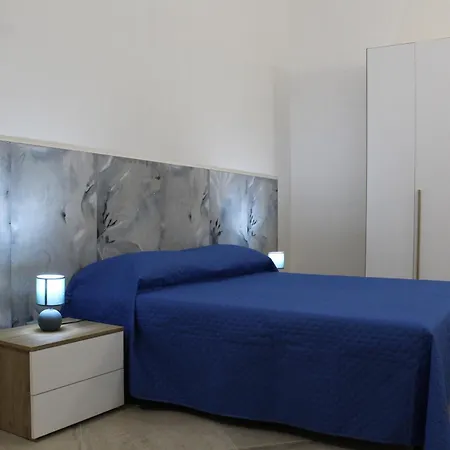 Mareluna Apartment *